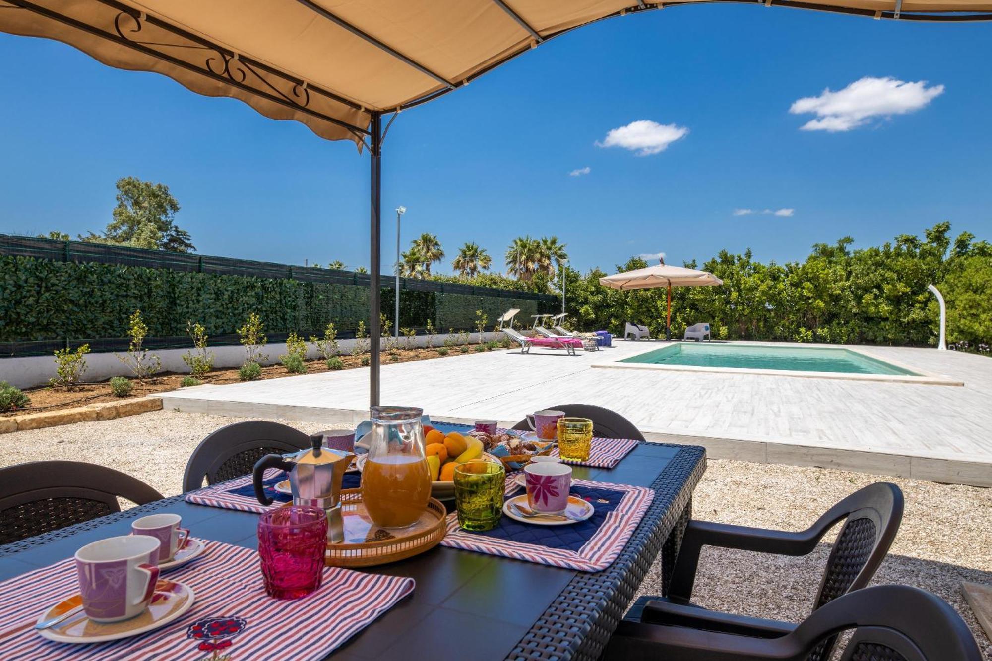Villa Esmeralda ตาเวียโน ภายนอก รูปภาพ